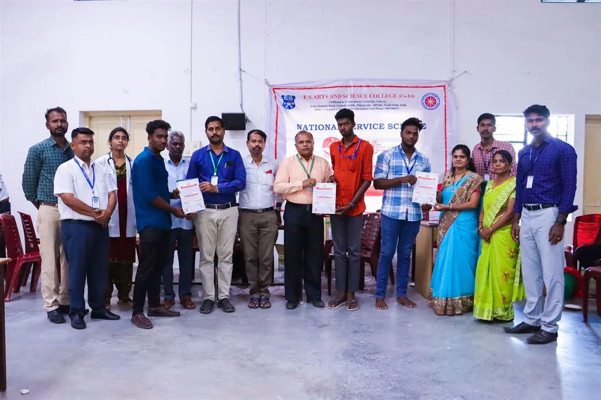 Blood donation camp, photo 2 of 3